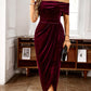 Robe longue élégante à épaules dénudées et froncée pour femm