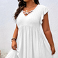 Robe à col en V et volants pour femme